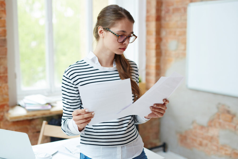AESH : tout savoir sur votre contrat de travail, votre salaire et l&rsquo;accès au CDI