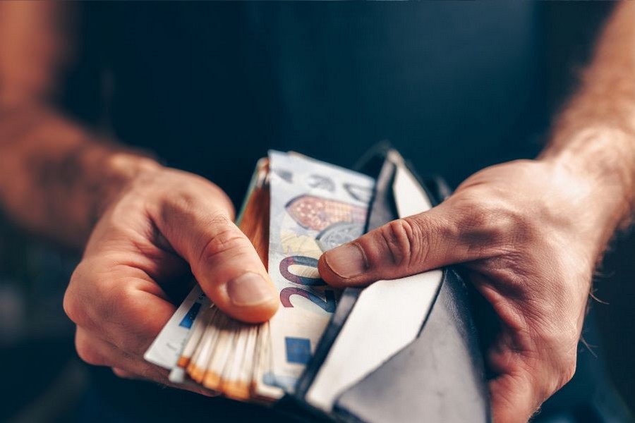 3090 € de salaire net pour les enseignants : moyenne ou mirage ?